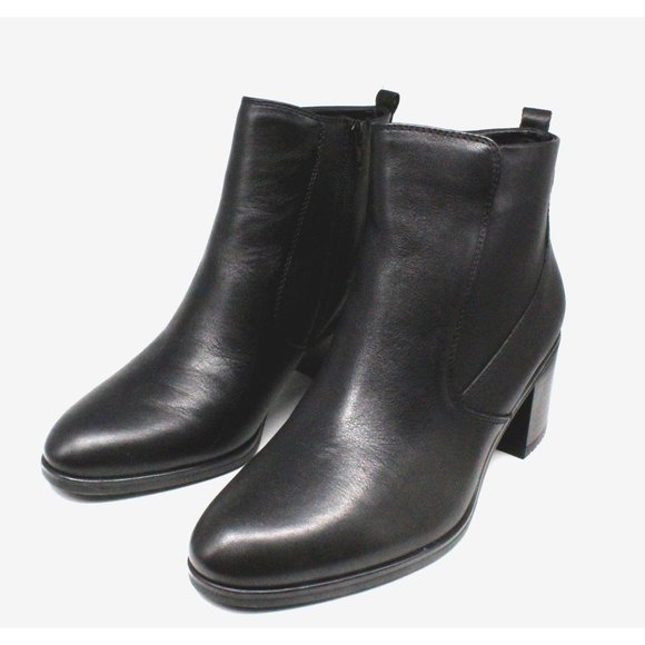 Naturalizer Laura Booties Women's Shoes - Picture 2 of 8